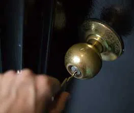 La Vergne TN Locksmith Store La Vergne, TN 615-588-4507 - 13-Key-Broke-In-Lock
